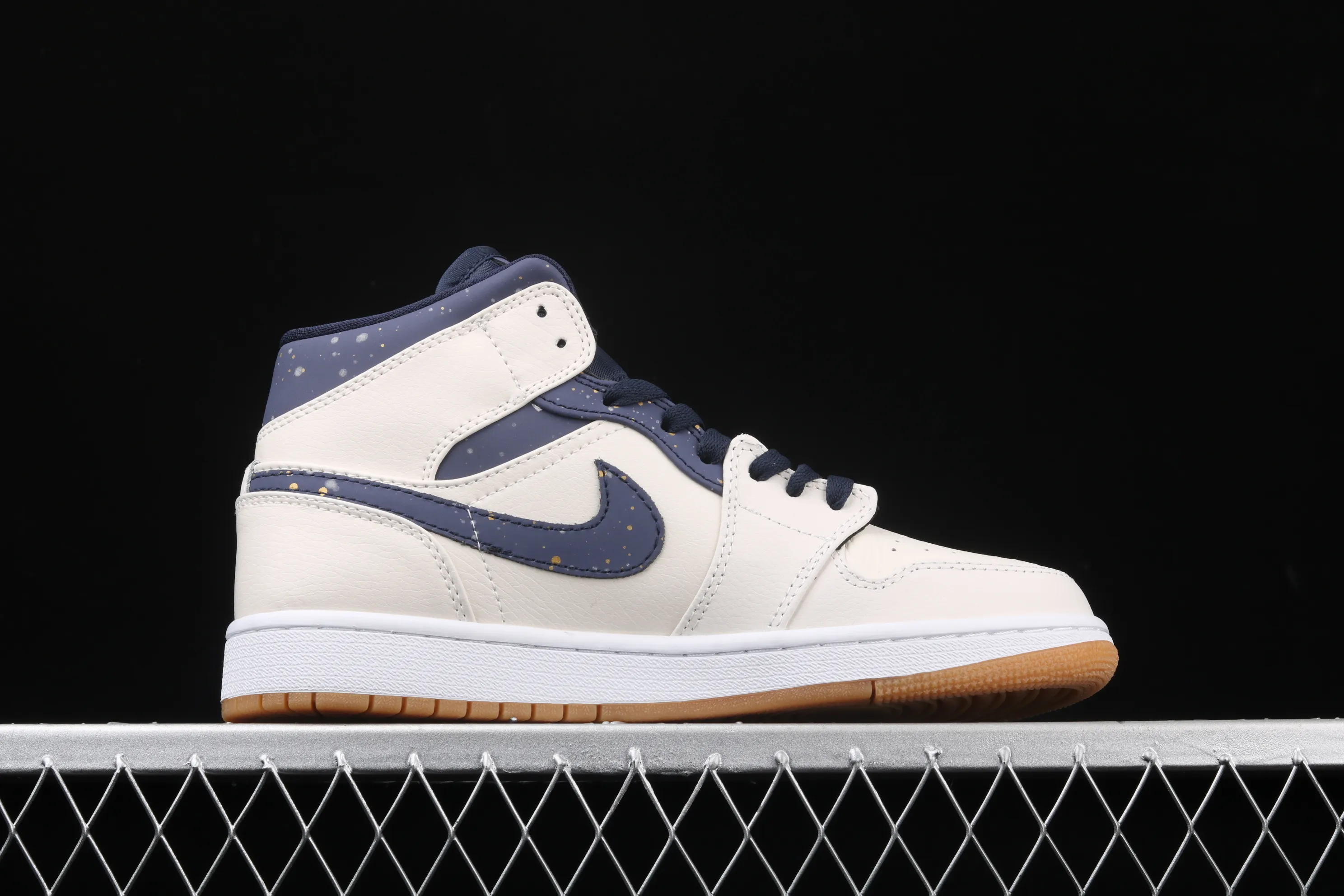 All categories Air Jordan Jordan series basketball shoes Air Jordan 1 Mid Air Jordan 1 Mid AJ1 Joe 1 mid-top raw rubber beige basketball shoes AH6342-104